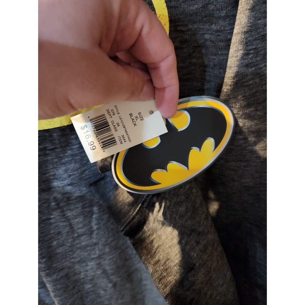 Batman Sweater - Picture 2 of 4